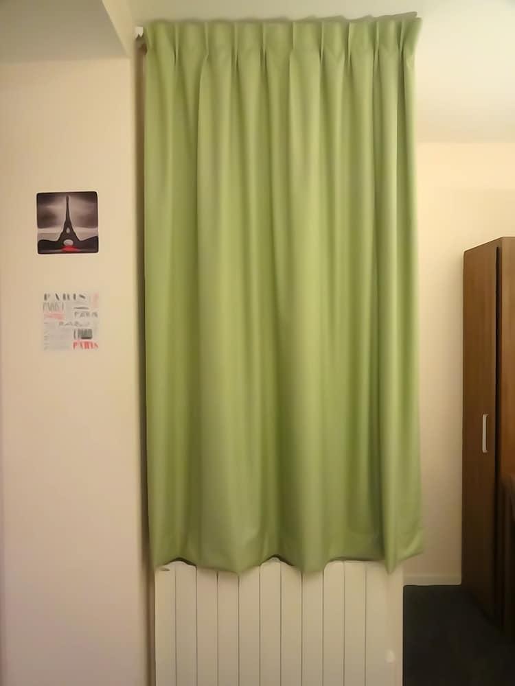 Hotel La Perle Montparnasse Paris Eksteriør billede